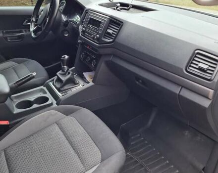 Белый Фольксваген Амарок, объемом двигателя 2 л и пробегом 270 тыс. км за 22500 $, фото 13 на Automoto.ua