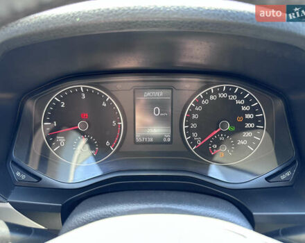 Белый Фольксваген Амарок, объемом двигателя 2.97 л и пробегом 557 тыс. км за 21000 $, фото 25 на Automoto.ua