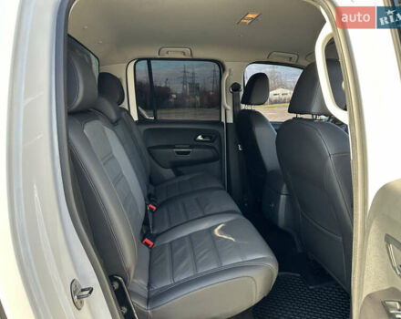 Белый Фольксваген Амарок, объемом двигателя 2.97 л и пробегом 557 тыс. км за 21000 $, фото 29 на Automoto.ua