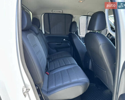 Белый Фольксваген Амарок, объемом двигателя 2.97 л и пробегом 557 тыс. км за 21000 $, фото 36 на Automoto.ua