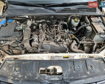 Белый Фольксваген Амарок, объемом двигателя 2 л и пробегом 270 тыс. км за 22500 $, фото 14 на Automoto.ua