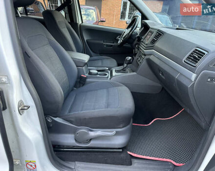 Белый Фольксваген Амарок, объемом двигателя 1.97 л и пробегом 287 тыс. км за 23200 $, фото 21 на Automoto.ua