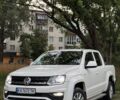 Белый Фольксваген Амарок, объемом двигателя 2 л и пробегом 176 тыс. км за 27460 $, фото 1 на Automoto.ua