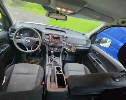 Белый Фольксваген Амарок, объемом двигателя 3 л и пробегом 190 тыс. км за 450000 $, фото 6 на Automoto.ua