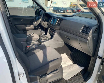 Белый Фольксваген Амарок, объемом двигателя 2 л и пробегом 135 тыс. км за 22900 $, фото 9 на Automoto.ua