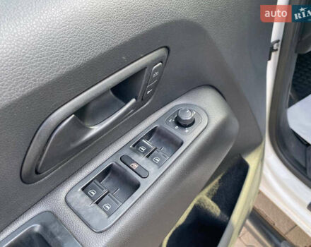 Белый Фольксваген Амарок, объемом двигателя 2 л и пробегом 135 тыс. км за 22900 $, фото 17 на Automoto.ua