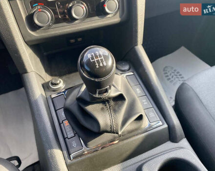 Белый Фольксваген Амарок, объемом двигателя 2 л и пробегом 135 тыс. км за 22900 $, фото 16 на Automoto.ua