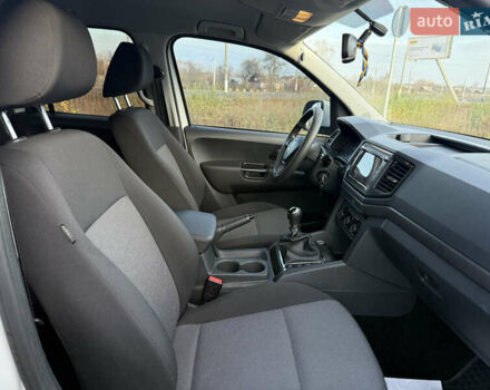 Белый Фольксваген Амарок, объемом двигателя 1.97 л и пробегом 139 тыс. км за 22900 $, фото 9 на Automoto.ua