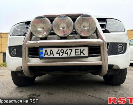 Білий Фольксваген Амарок, об'ємом двигуна 2 л та пробігом 415 тис. км за 14500 $, фото 5 на Automoto.ua