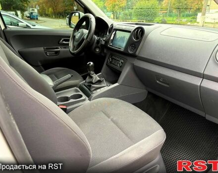 Білий Фольксваген Амарок, об'ємом двигуна 2 л та пробігом 415 тис. км за 14500 $, фото 6 на Automoto.ua