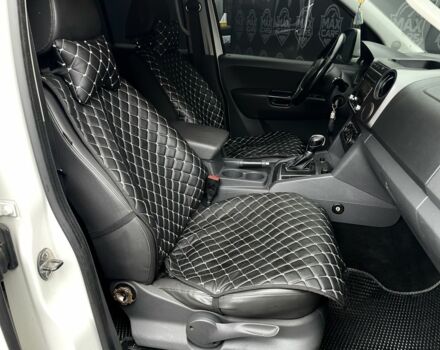 Белый Фольксваген Амарок, объемом двигателя 2 л и пробегом 260 тыс. км за 14700 $, фото 11 на Automoto.ua