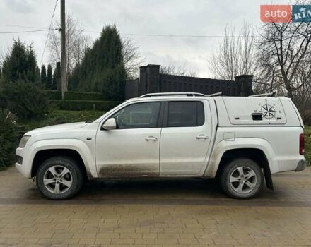 Белый Фольксваген Амарок, объемом двигателя 1.97 л и пробегом 333 тыс. км за 11300 $, фото 1 на Automoto.ua