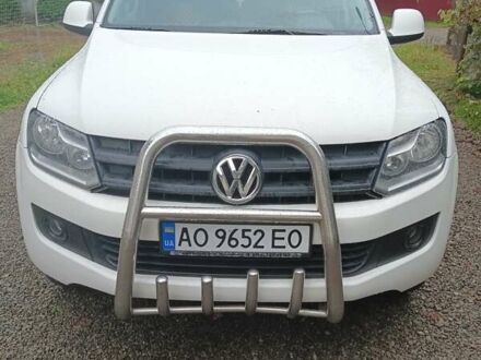 Фольксваген Амарок 2011 в Тячеве на Automoto.ua Белый Фольксваген Амарок, объемом двигателя 2 л и пробегом 167 тыс. км за 15000 $, фото 1 на Automoto.ua