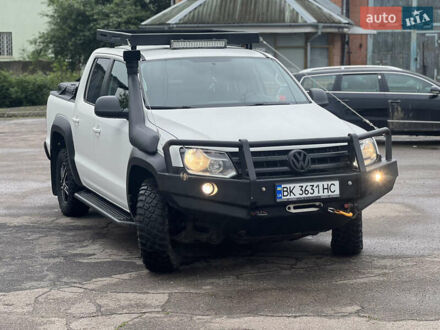 Фольксваген Амарок 2013 в Ровно на Automoto.ua Белый Фольксваген Амарок, объемом двигателя 2 л и пробегом 342 тыс. км за 17500 $, фото 1 на Automoto.ua