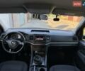 Бежевый Фольксваген Амарок, объемом двигателя 1.97 л и пробегом 297 тыс. км за 23500 $, фото 3 на Automoto.ua