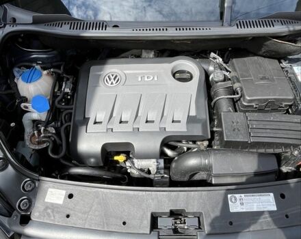 Черный Фольксваген Амарок, объемом двигателя 1.6 л и пробегом 220 тыс. км за 12000 $, фото 3 на Automoto.ua