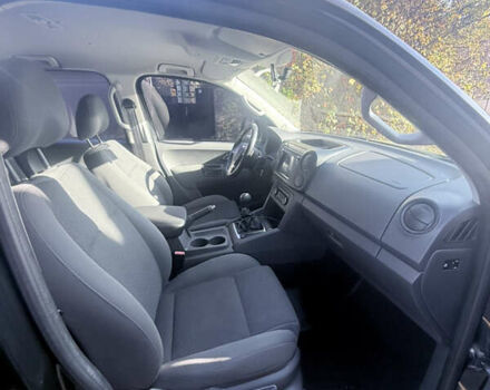 Черный Фольксваген Амарок, объемом двигателя 1.97 л и пробегом 190 тыс. км за 14999 $, фото 18 на Automoto.ua