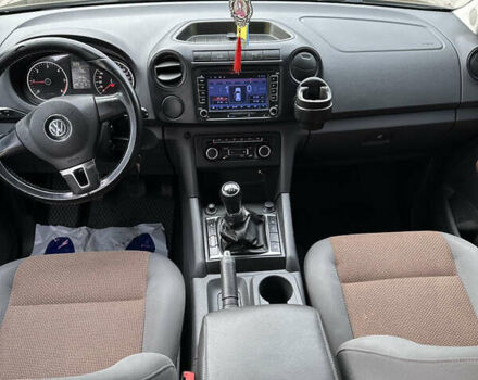 Черный Фольксваген Амарок, объемом двигателя 1.97 л и пробегом 241 тыс. км за 14000 $, фото 10 на Automoto.ua