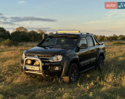 Черный Фольксваген Амарок, объемом двигателя 1.97 л и пробегом 315 тыс. км за 11000 $, фото 1 на Automoto.ua