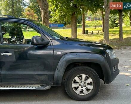 Черный Фольксваген Амарок, объемом двигателя 2 л и пробегом 217 тыс. км за 14690 $, фото 4 на Automoto.ua