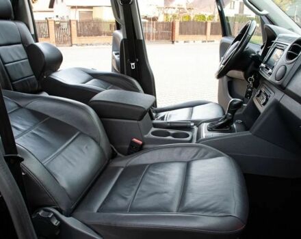 Черный Фольксваген Амарок, объемом двигателя 2 л и пробегом 153 тыс. км за 4725 $, фото 5 на Automoto.ua