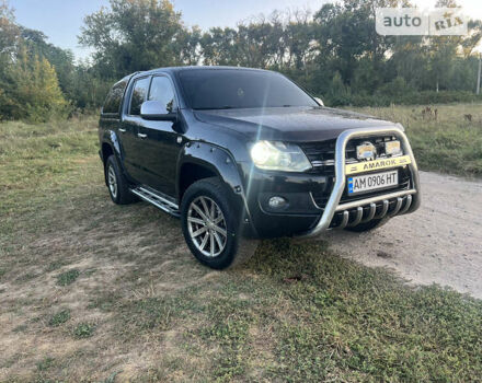 Черный Фольксваген Амарок, объемом двигателя 1.97 л и пробегом 299 тыс. км за 19999 $, фото 3 на Automoto.ua