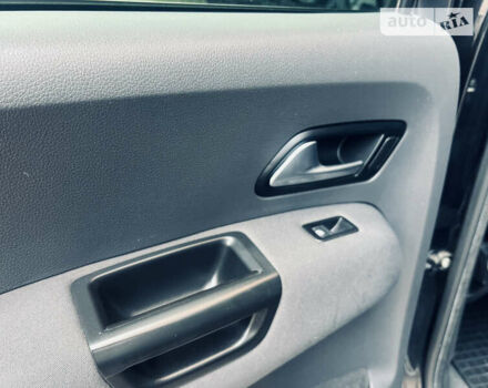 Черный Фольксваген Амарок, объемом двигателя 1.97 л и пробегом 299 тыс. км за 19999 $, фото 22 на Automoto.ua