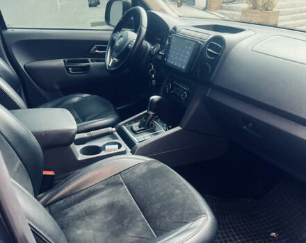 Черный Фольксваген Амарок, объемом двигателя 1.97 л и пробегом 299 тыс. км за 19999 $, фото 19 на Automoto.ua