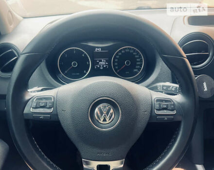 Черный Фольксваген Амарок, объемом двигателя 1.97 л и пробегом 299 тыс. км за 19999 $, фото 28 на Automoto.ua