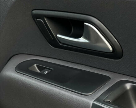 Чорний Фольксваген Амарок, об'ємом двигуна 1.97 л та пробігом 192 тис. км за 24999 $, фото 47 на Automoto.ua