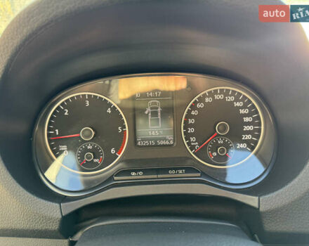 Черный Фольксваген Амарок, объемом двигателя 2 л и пробегом 432 тыс. км за 12500 $, фото 10 на Automoto.ua