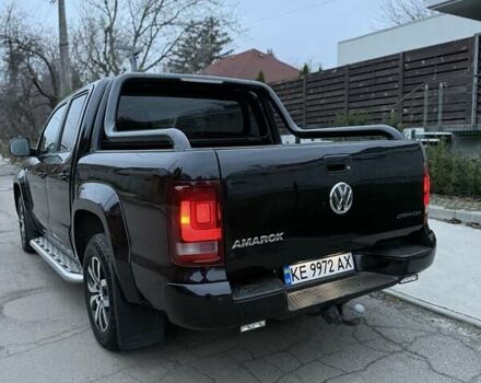 Черный Фольксваген Амарок, объемом двигателя 2 л и пробегом 300 тыс. км за 17900 $, фото 5 на Automoto.ua