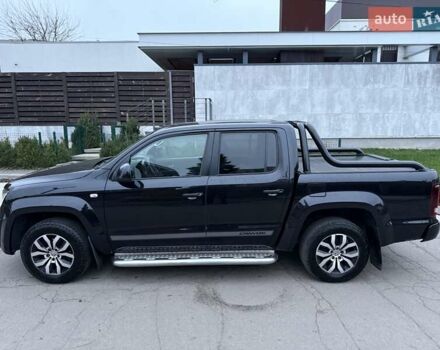 Черный Фольксваген Амарок, объемом двигателя 2 л и пробегом 300 тыс. км за 17900 $, фото 3 на Automoto.ua
