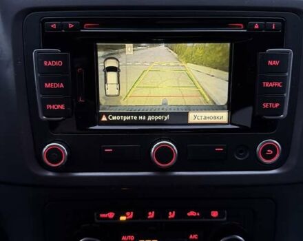 Черный Фольксваген Амарок, объемом двигателя 2 л и пробегом 300 тыс. км за 17900 $, фото 23 на Automoto.ua