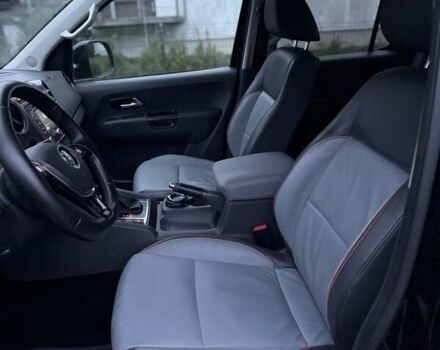 Черный Фольксваген Амарок, объемом двигателя 2 л и пробегом 300 тыс. км за 17900 $, фото 20 на Automoto.ua