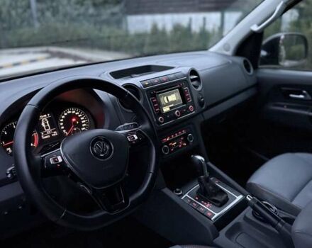 Черный Фольксваген Амарок, объемом двигателя 2 л и пробегом 300 тыс. км за 17900 $, фото 18 на Automoto.ua