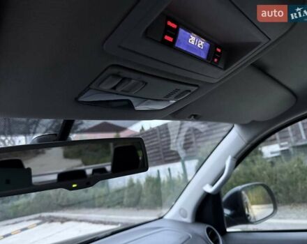 Черный Фольксваген Амарок, объемом двигателя 2 л и пробегом 300 тыс. км за 17900 $, фото 19 на Automoto.ua