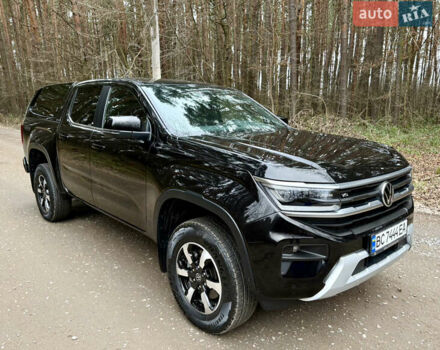 Чорний Фольксваген Амарок, об'ємом двигуна 3 л та пробігом 55 тис. км за 60000 $, фото 2 на Automoto.ua