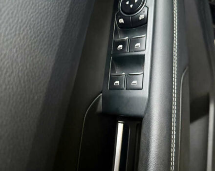 Чорний Фольксваген Амарок, об'ємом двигуна 3 л та пробігом 55 тис. км за 60000 $, фото 18 на Automoto.ua