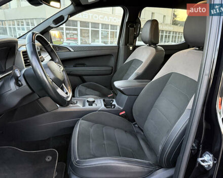 Черный Фольксваген Амарок, объемом двигателя 3 л и пробегом 44 тыс. км за 59900 $, фото 8 на Automoto.ua