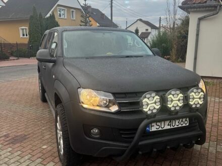 Черный Фольксваген Амарок, объемом двигателя 2 л и пробегом 218 тыс. км за 4000 $, фото 1 на Automoto.ua