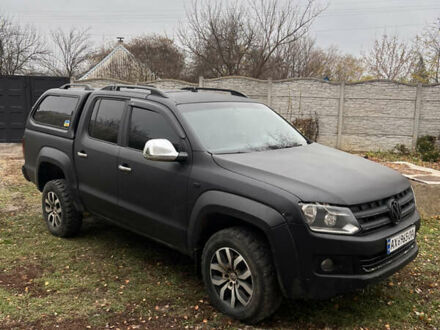 Черный Фольксваген Амарок, объемом двигателя 1.97 л и пробегом 418 тыс. км за 15000 $, фото 1 на Automoto.ua