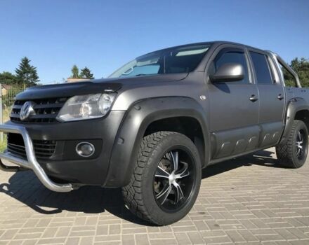 Серый Фольксваген Амарок, объемом двигателя 2 л и пробегом 320 тыс. км за 4300 $, фото 3 на Automoto.ua