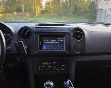 Серый Фольксваген Амарок, объемом двигателя 1.97 л и пробегом 223 тыс. км за 17200 $, фото 29 на Automoto.ua