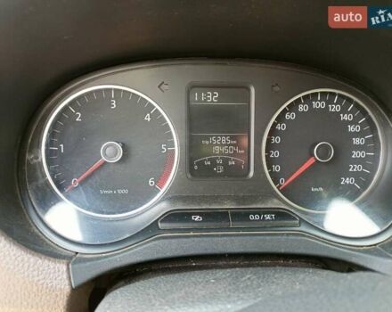 Сірий Фольксваген Амарок, об'ємом двигуна 2 л та пробігом 194 тис. км за 16800 $, фото 1 на Automoto.ua