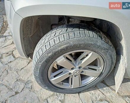 Сірий Фольксваген Амарок, об'ємом двигуна 2 л та пробігом 194 тис. км за 16800 $, фото 9 на Automoto.ua