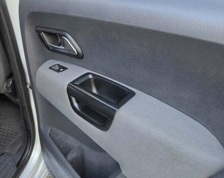 Серый Фольксваген Амарок, объемом двигателя 1.97 л и пробегом 223 тыс. км за 17200 $, фото 24 на Automoto.ua