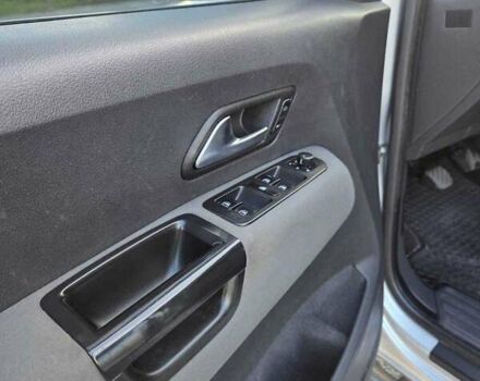 Серый Фольксваген Амарок, объемом двигателя 1.97 л и пробегом 223 тыс. км за 17200 $, фото 28 на Automoto.ua