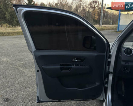 Сірий Фольксваген Амарок, об'ємом двигуна 2 л та пробігом 246 тис. км за 16800 $, фото 35 на Automoto.ua