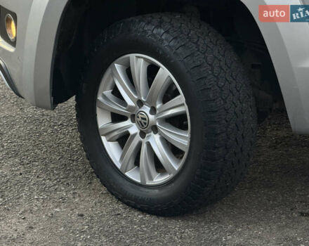 Сірий Фольксваген Амарок, об'ємом двигуна 2 л та пробігом 246 тис. км за 16800 $, фото 52 на Automoto.ua